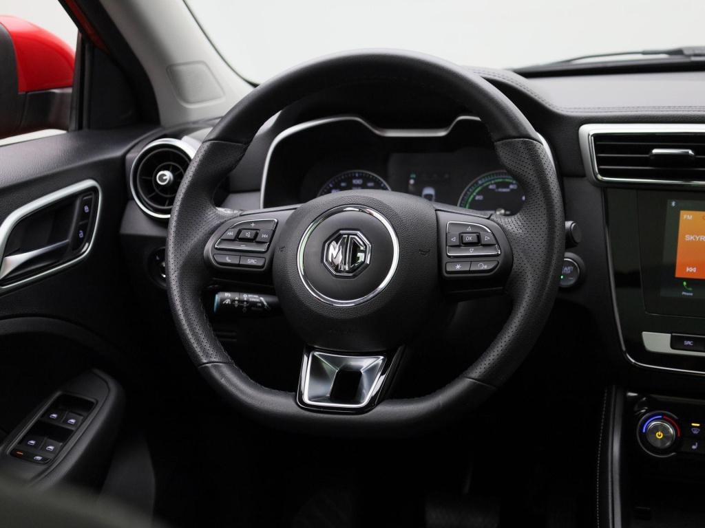 MG Zs Ev mg luxury 45 kwh | automaat | panoramadak | leder | navigatie | ai