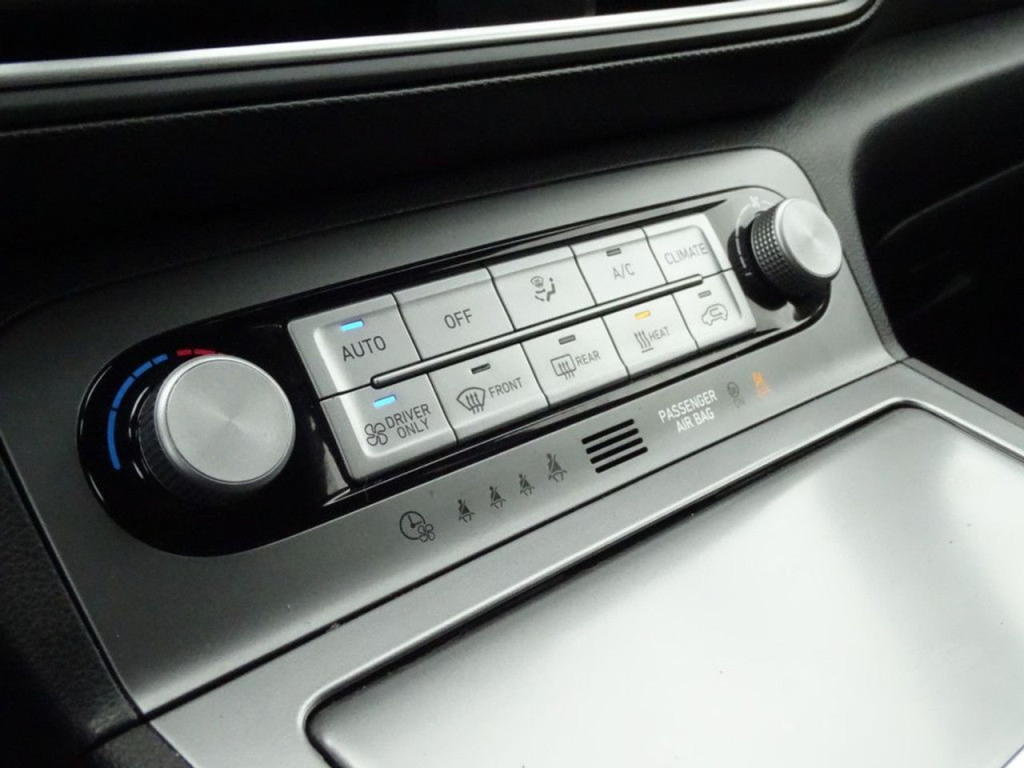 Hyundai Kona ev premium 64 kwh led | stoelkoeling | hud