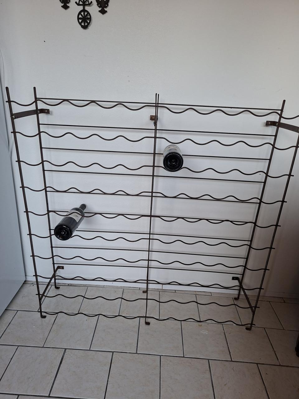 (wijn)Flessenrek voor 100 flessen !!