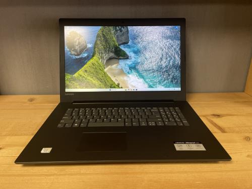Lenovo IdeaPad 330 / 17.3 / AMD A6 / 8GB / 250GB SSD / W11 Home