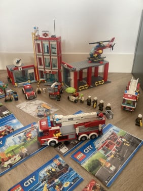 Lego brandweer kazerne 60110 en veel extra’s