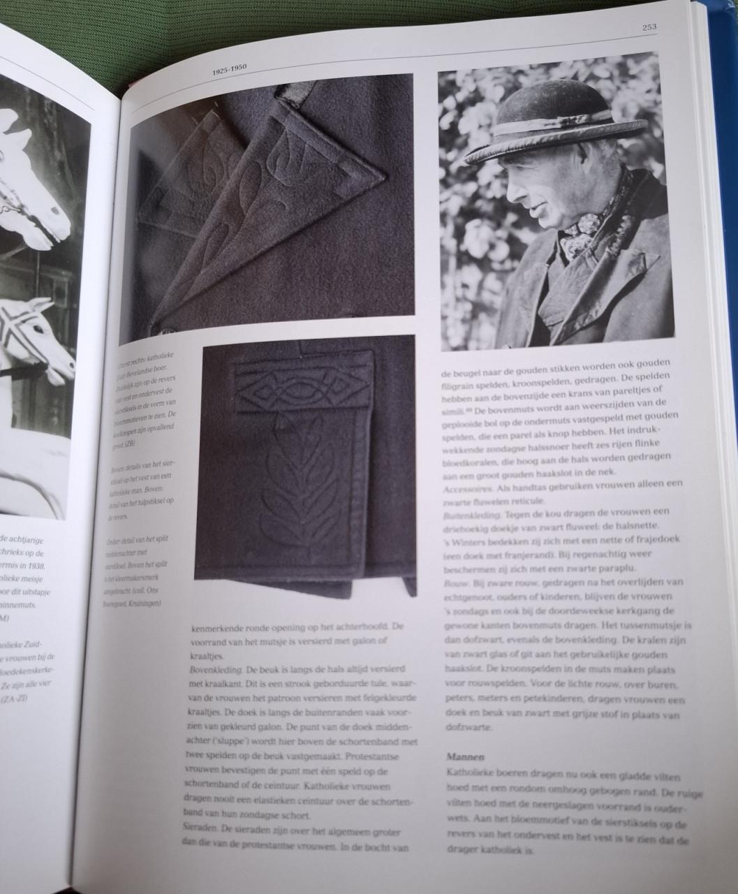 De Zeeuwse streekdrachten 1800-2000, door Jeanine Dekker (eindred.)