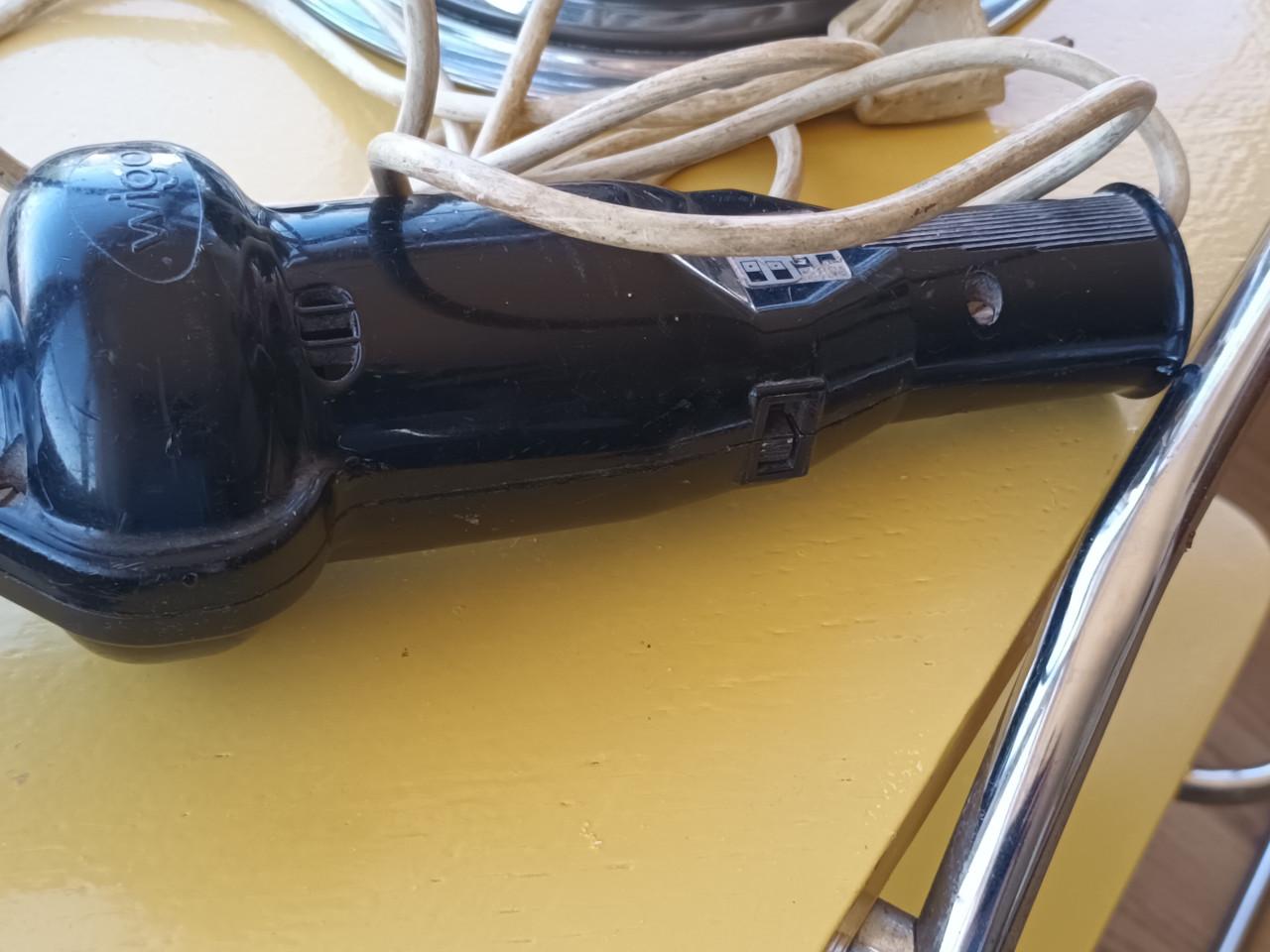 OUDE BAKELIETEN HAARDROGER