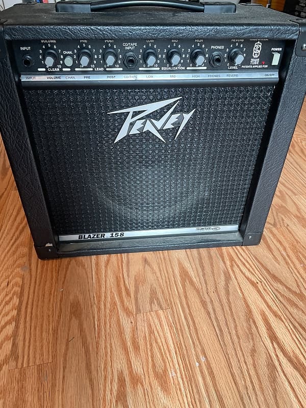 2 x Refurbished, PAEVEY 158 Blazer. 30 Watt. Nu voor 150 euro p/st !