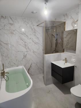 Tegelzetter nodig? Bel/app: 06 21937244 of Mail: jvbtegelzetter@gmail.com