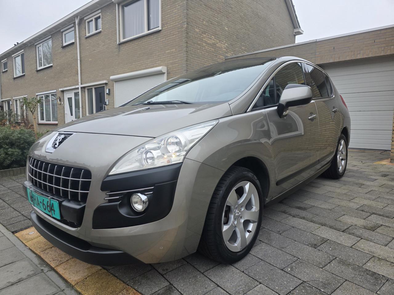 Tekoop zeer mooie Peugeot 3008 1.6 VTI Premiére