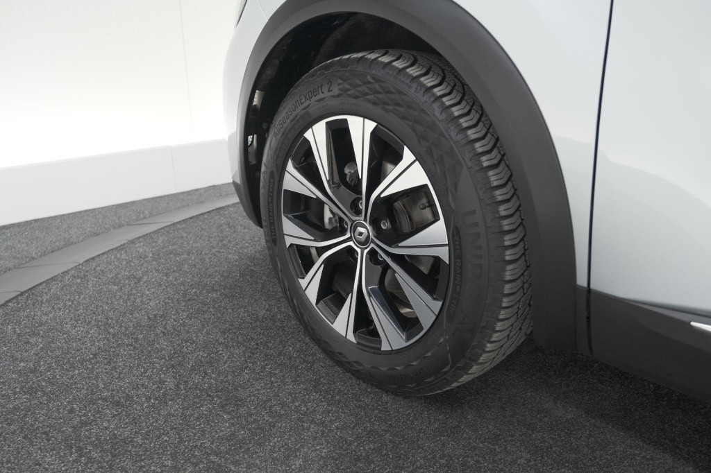 Renault Captur mild hybrid 140 edc techno | camera | 9.3 inch scherm | appl