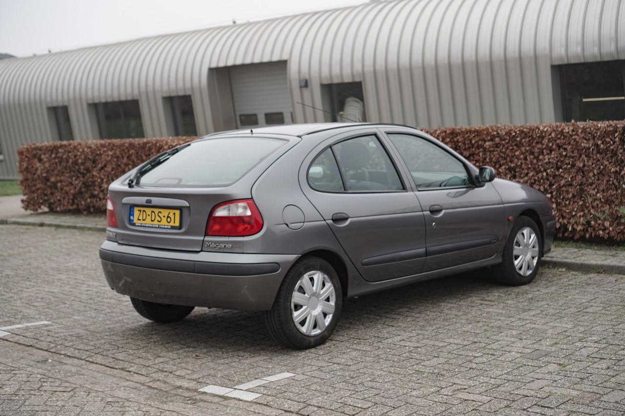 Renault Megane Berline - APK juni 2027