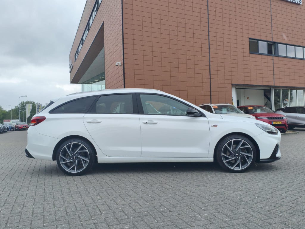 Hyundai I 30 wagon 1.5 t-gdi mhev n line sky