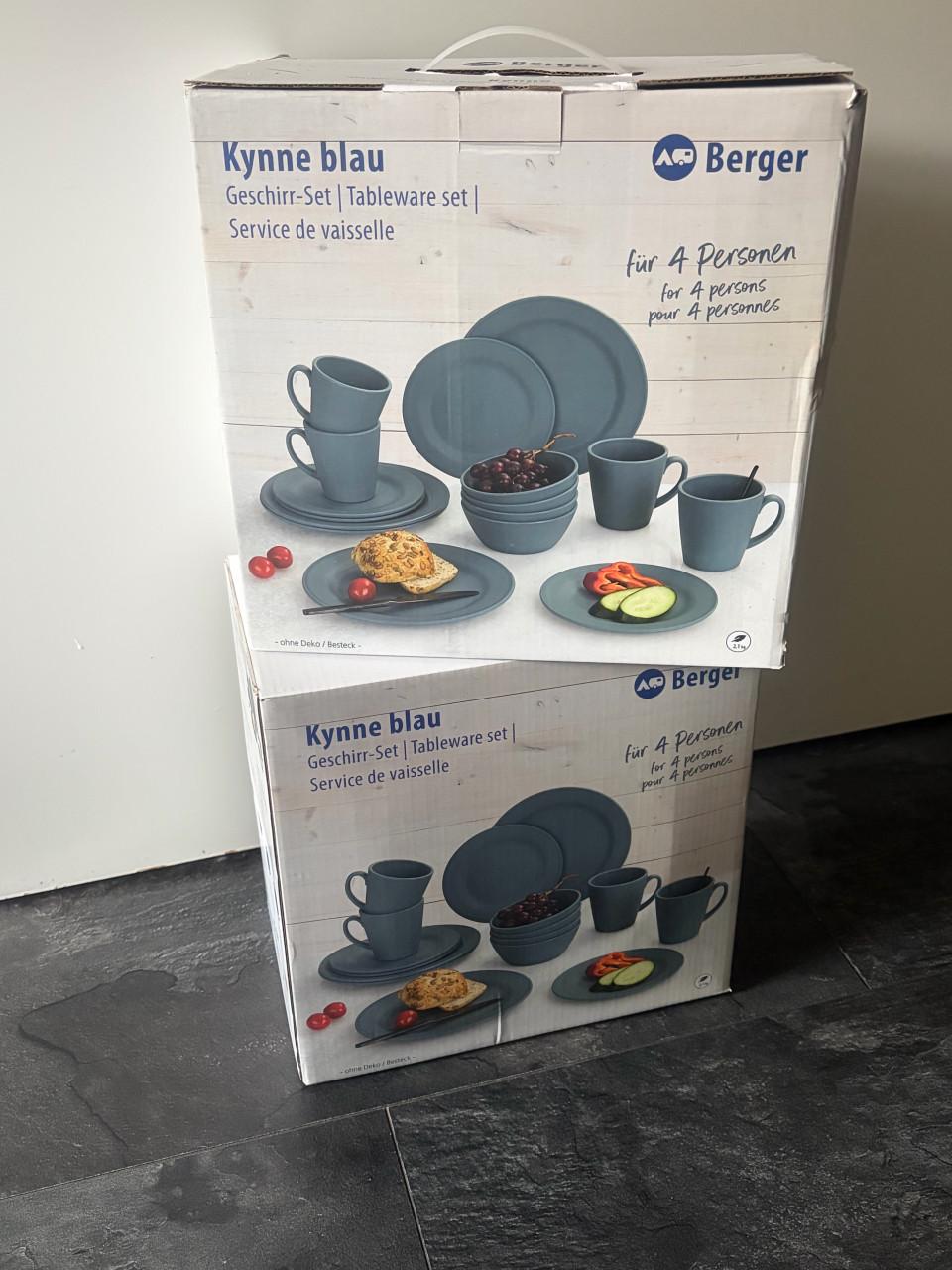 Tekoop 2x 16delig campingservice