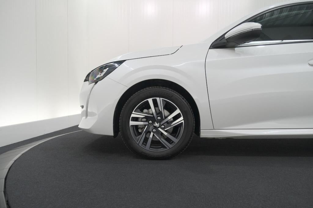 Peugeot 208 puretech 130 eat8 allure pack | adaptieve cruise control | navi