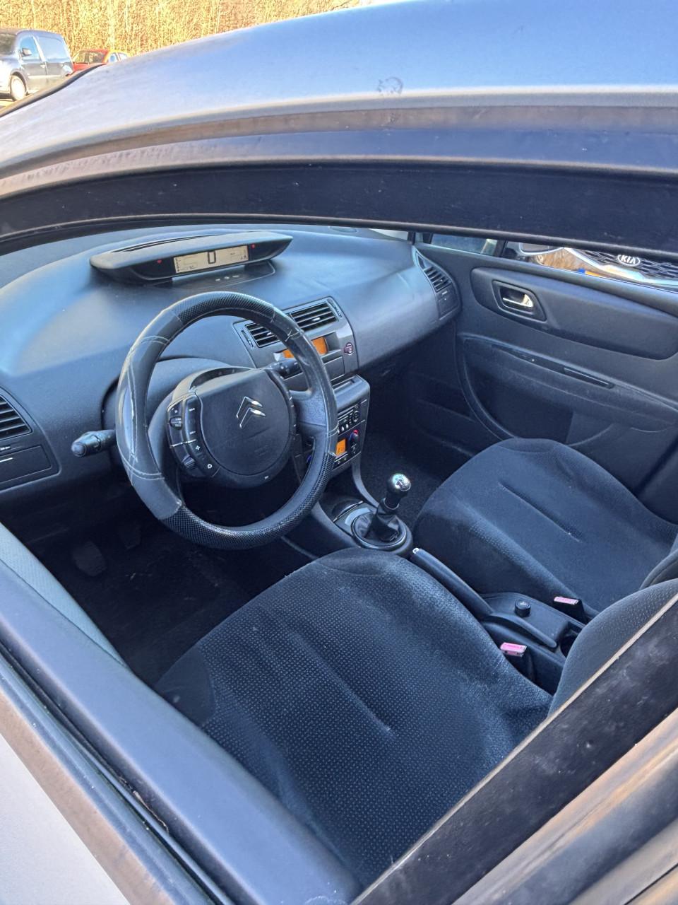 Citroen c4 voljaar apk