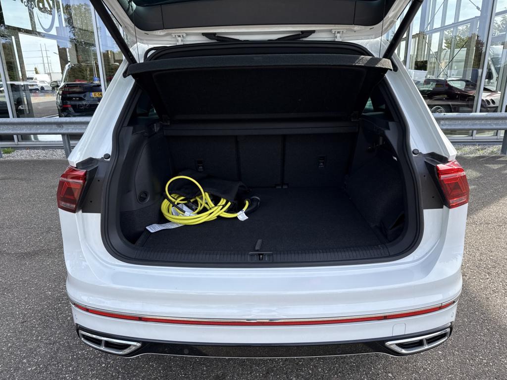 Volkswagen Tiguan 1.4 tsi ehybrid r-line business | vol opties | btw | pano