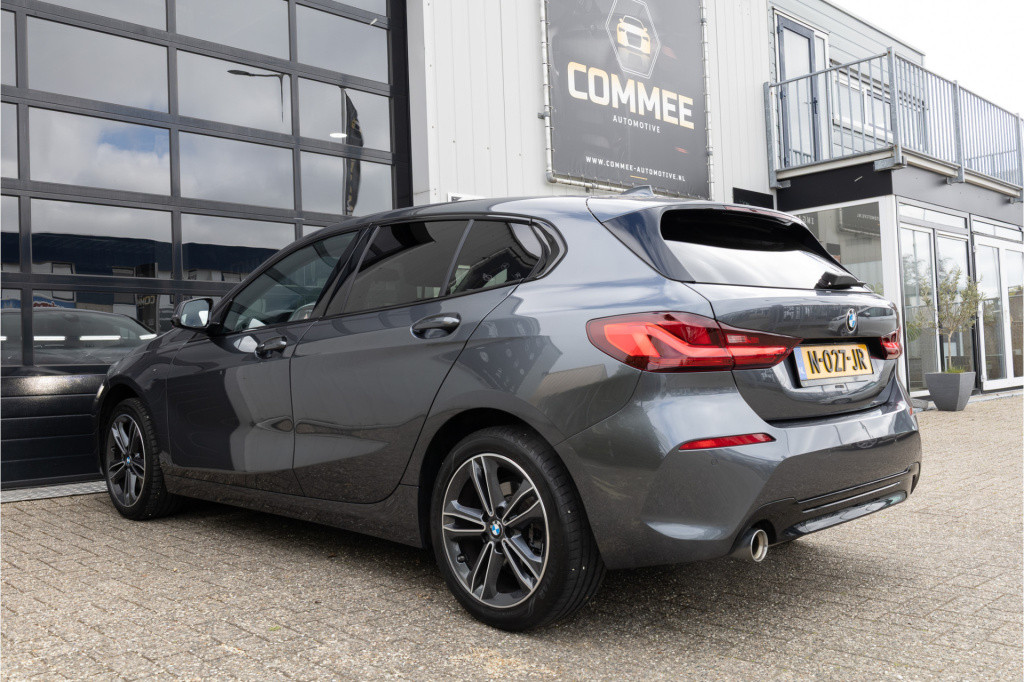BMW 1 Serie 118i sport line business edition ✅shadowline✅nav✅getint glas