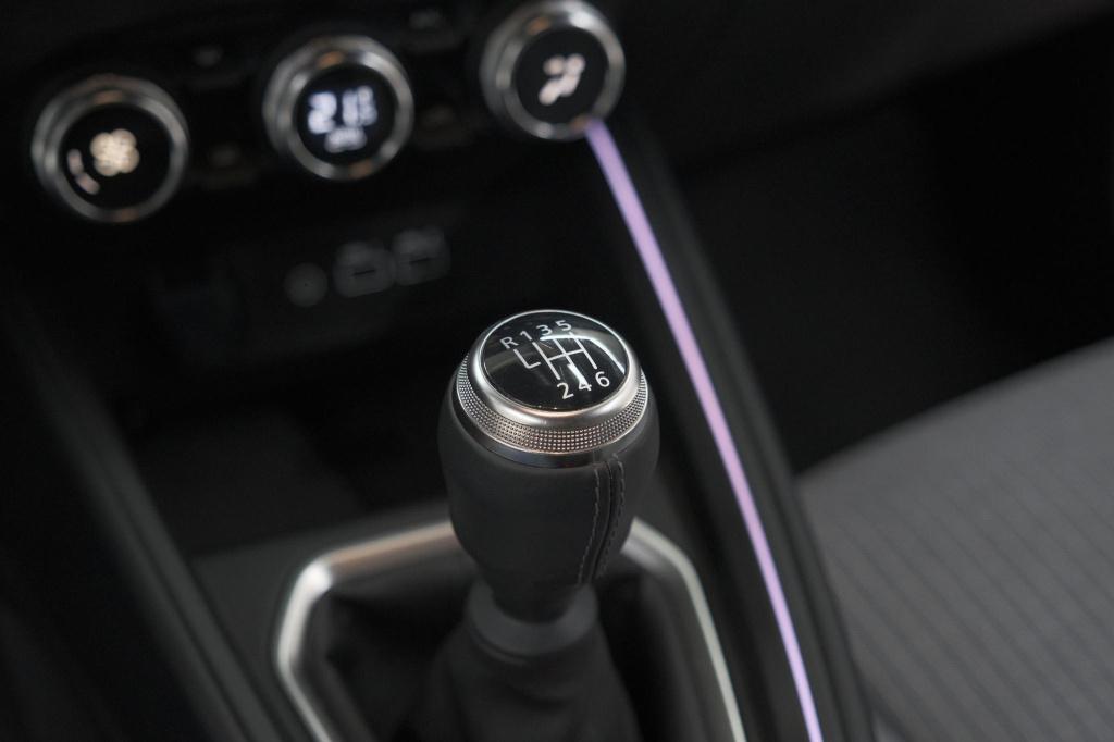 Renault Clio tce 90 gpf techno | 360 camera | adaptieve cruise control | 9.