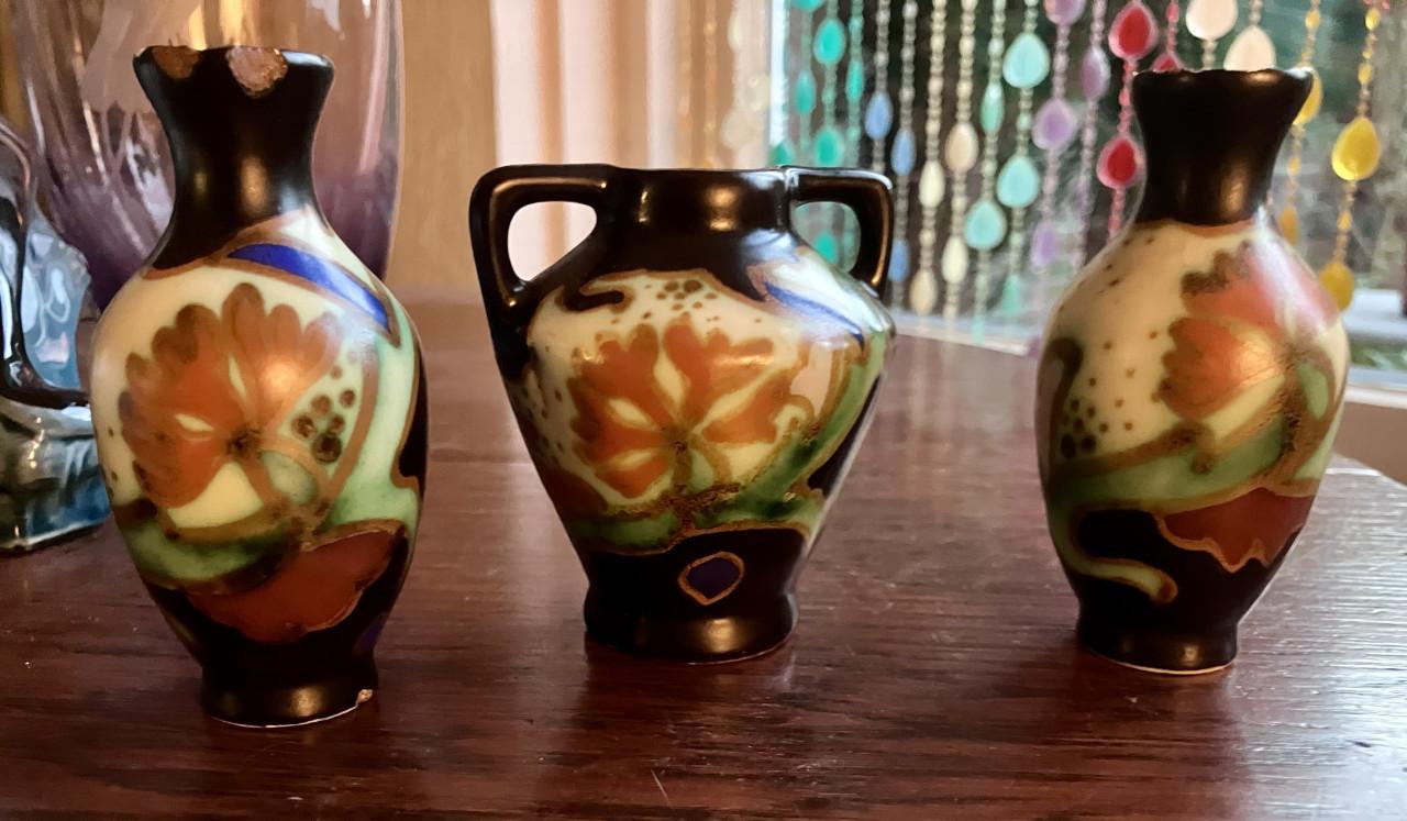 Gouda plateel vaasjes