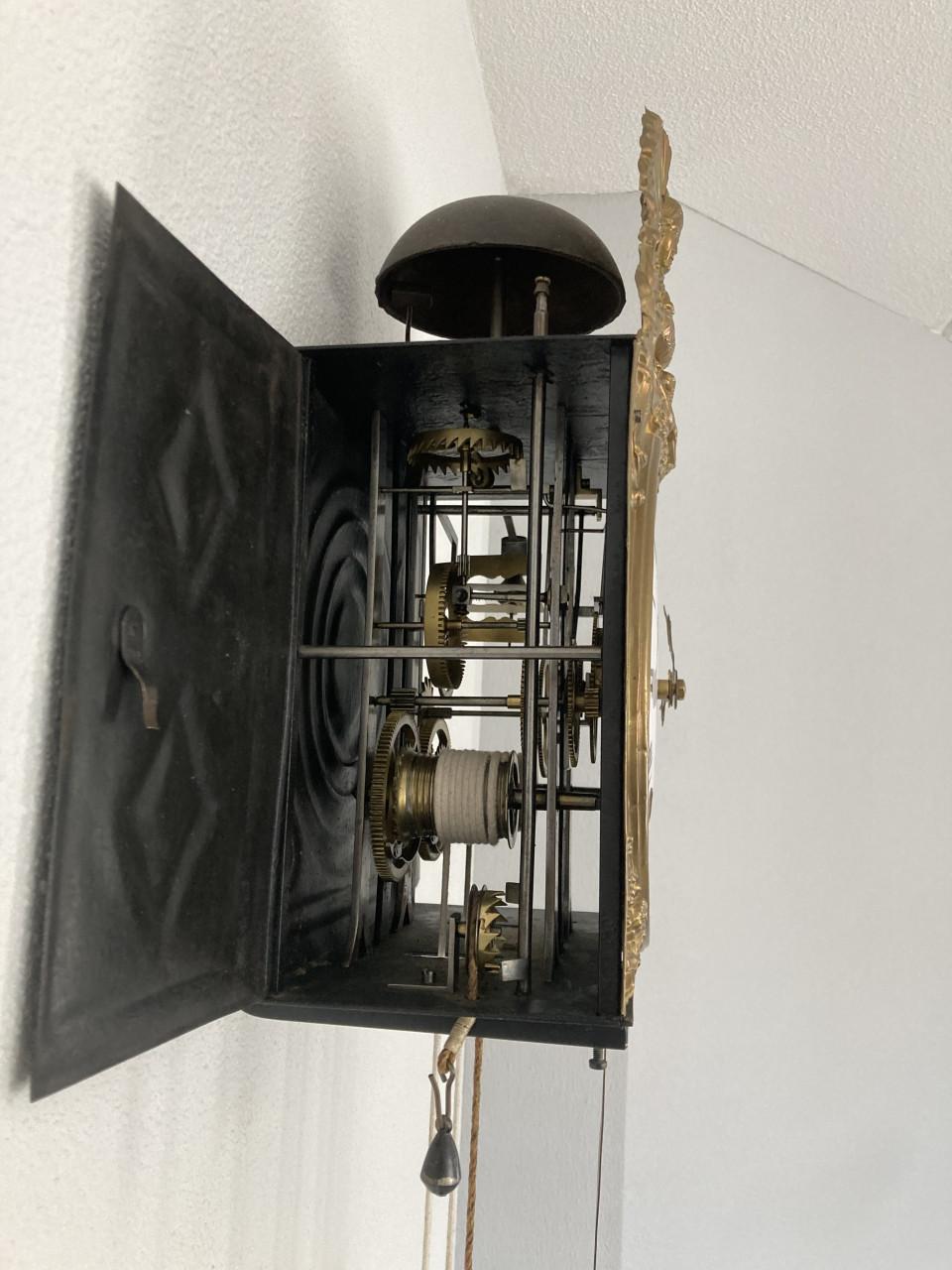 Antieke Franse comtoiseklok