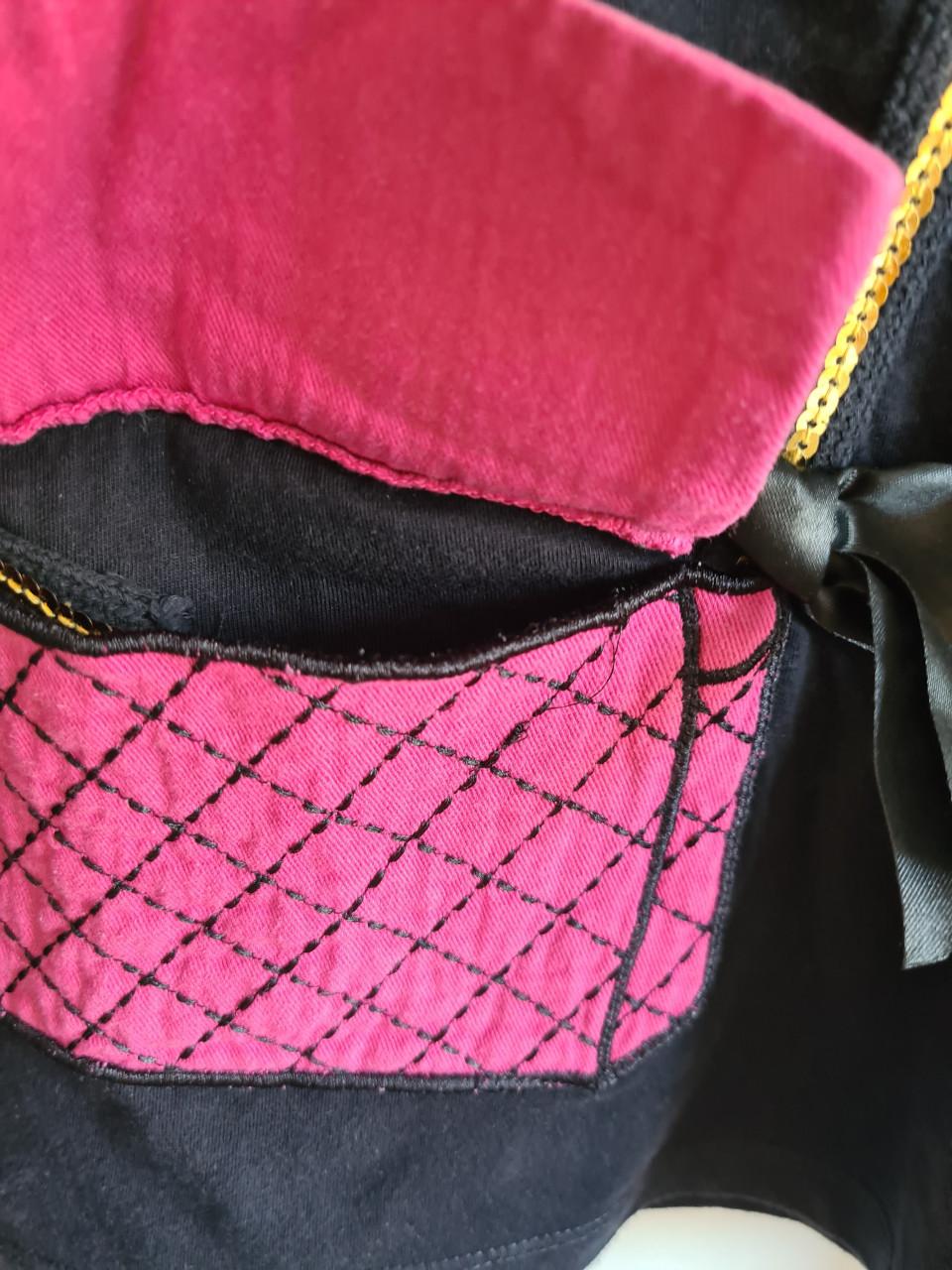 Desigual zwarte longsleeve met pailletten tasje  Mt 134-140