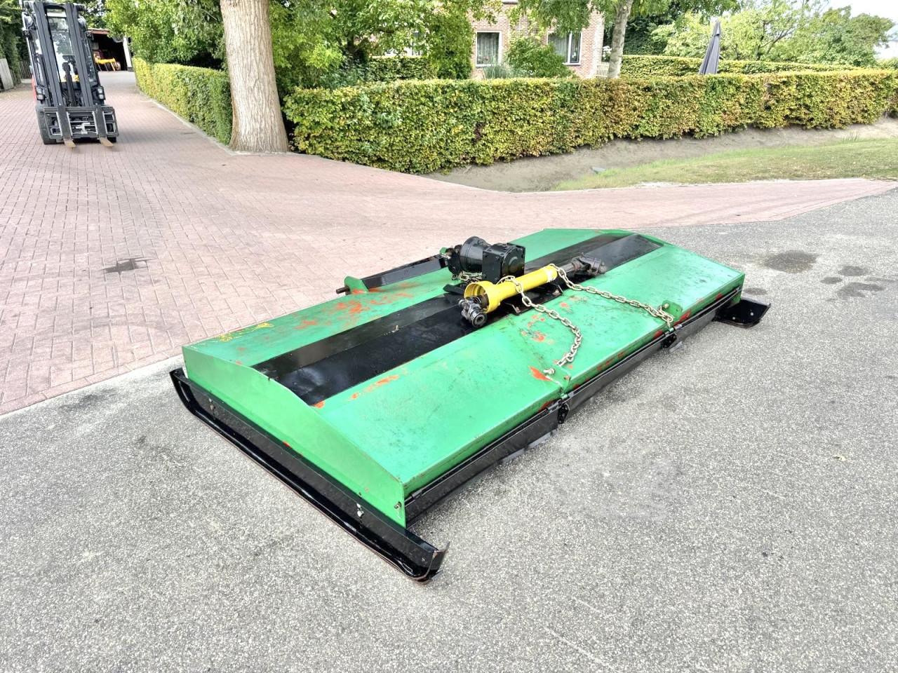 Weidebloter 285