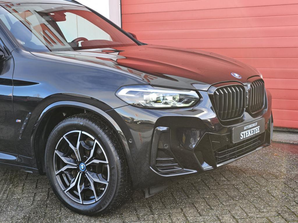 BMW X3 xdrive30e high executive m-sport | pano | head-up
