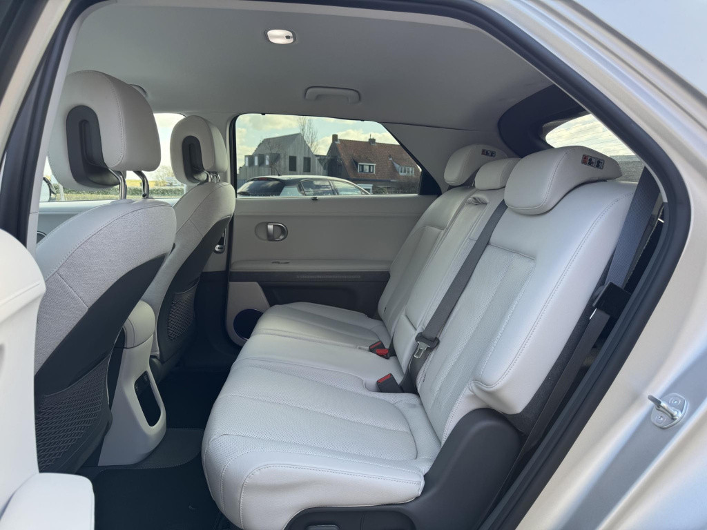 Hyundai Ioniq 5 lounge awd 77.4 kwh | 20'' n-line velgen | leder lichtgrijs