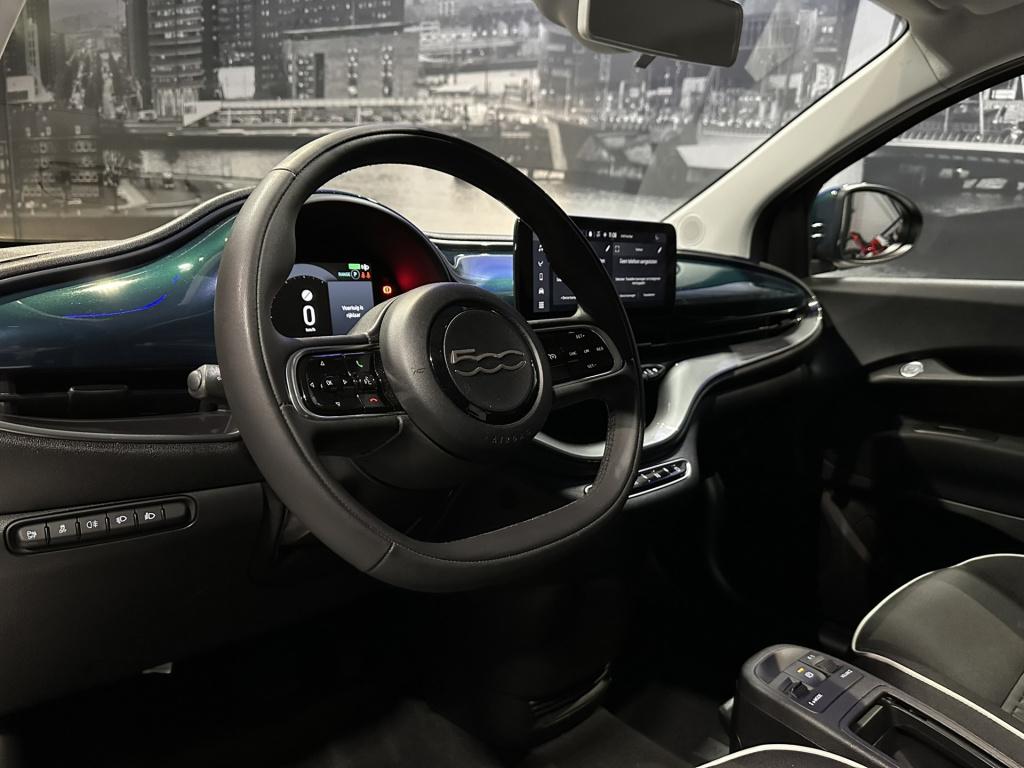 Fiat 500 icon 42 kwh *carplay*camera*
