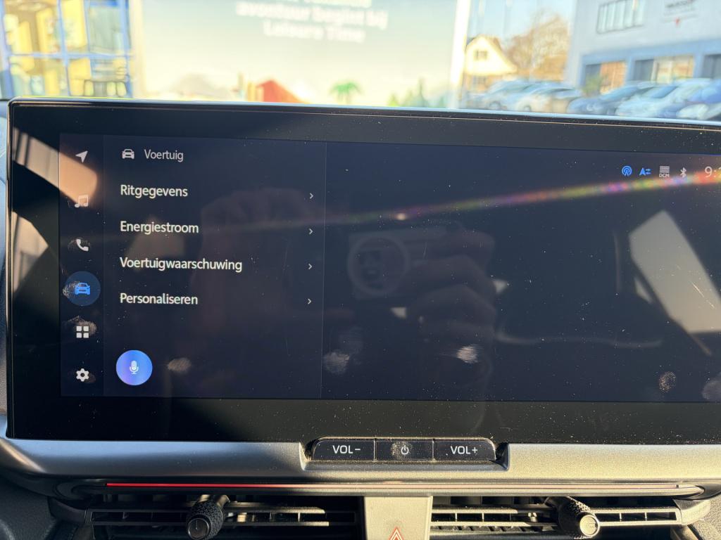 Toyota C-hr 1.8 hybrid 140 executive | trekhaak |