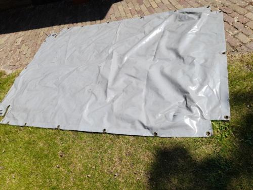 Aanhanger zeil (PVC) 145 x 225 ( in goede staat )
