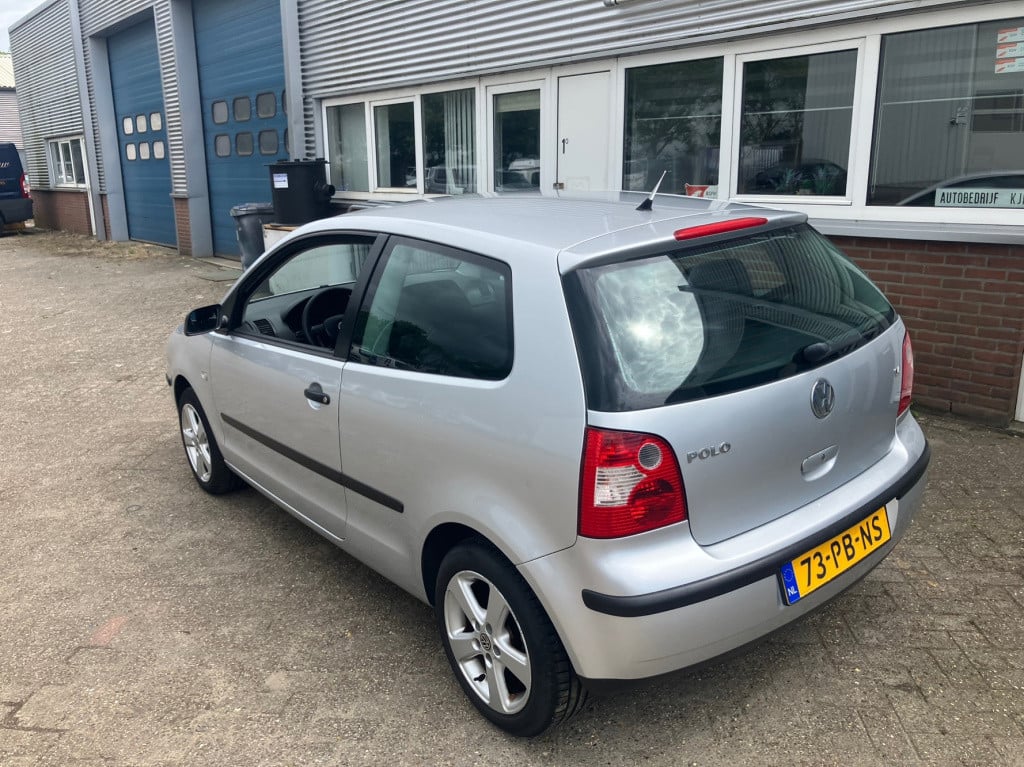 Volkswagen Polo 1.4-16v airco