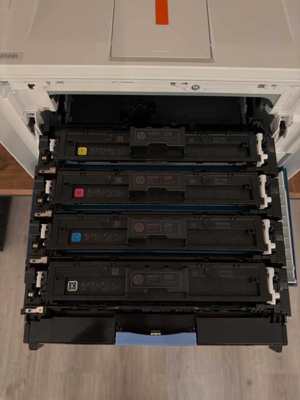 HP Color LaserJet Pro 4204 DN