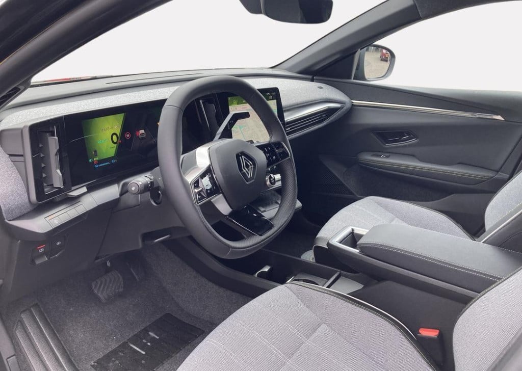 Renault Megane E-tech comfort range techno 60 kwh - pack winter techno,harm
