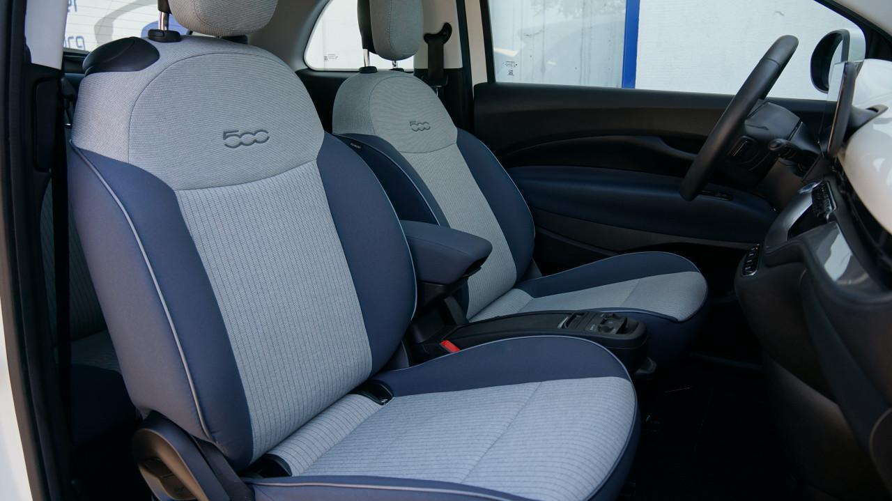 Fiat 500 3+1 Icone 42 kWh rijklaar incl garantie
