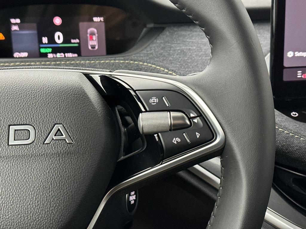 Skoda Elroq business edition tour elektromotor 210 kw / 286 pk