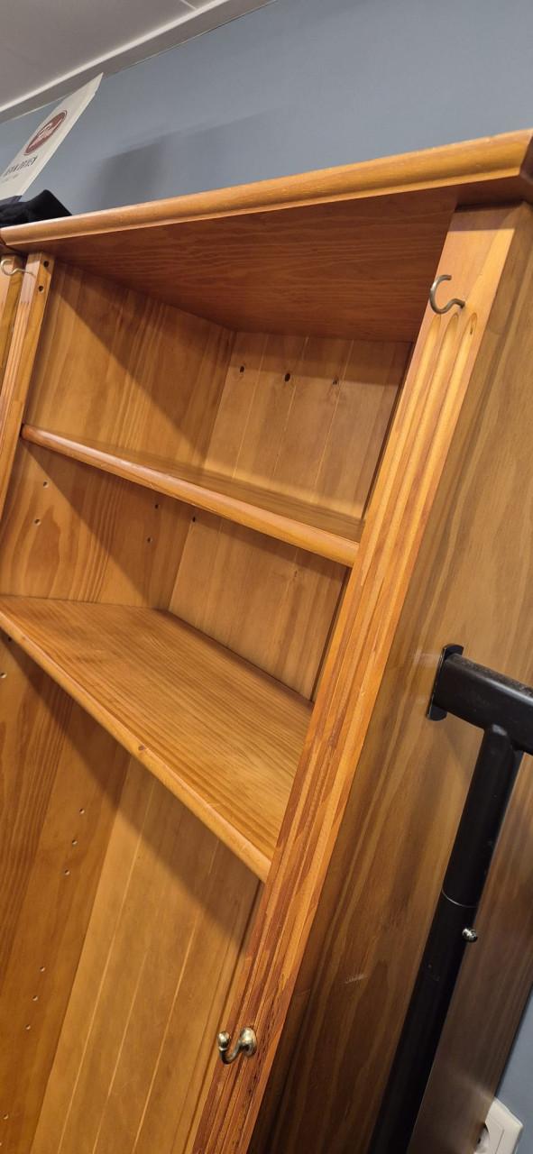 Kast, 8 stuks, gratis!