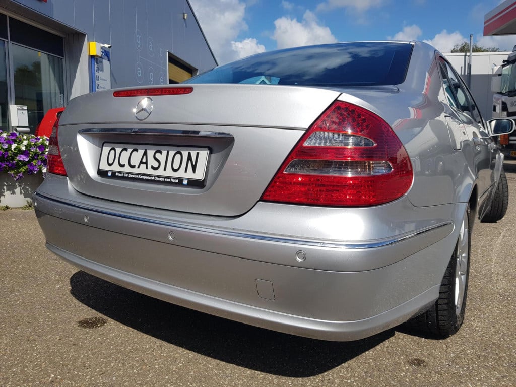 Mercedes-Benz E-Klasse 240 2,6b avantgarde automaat