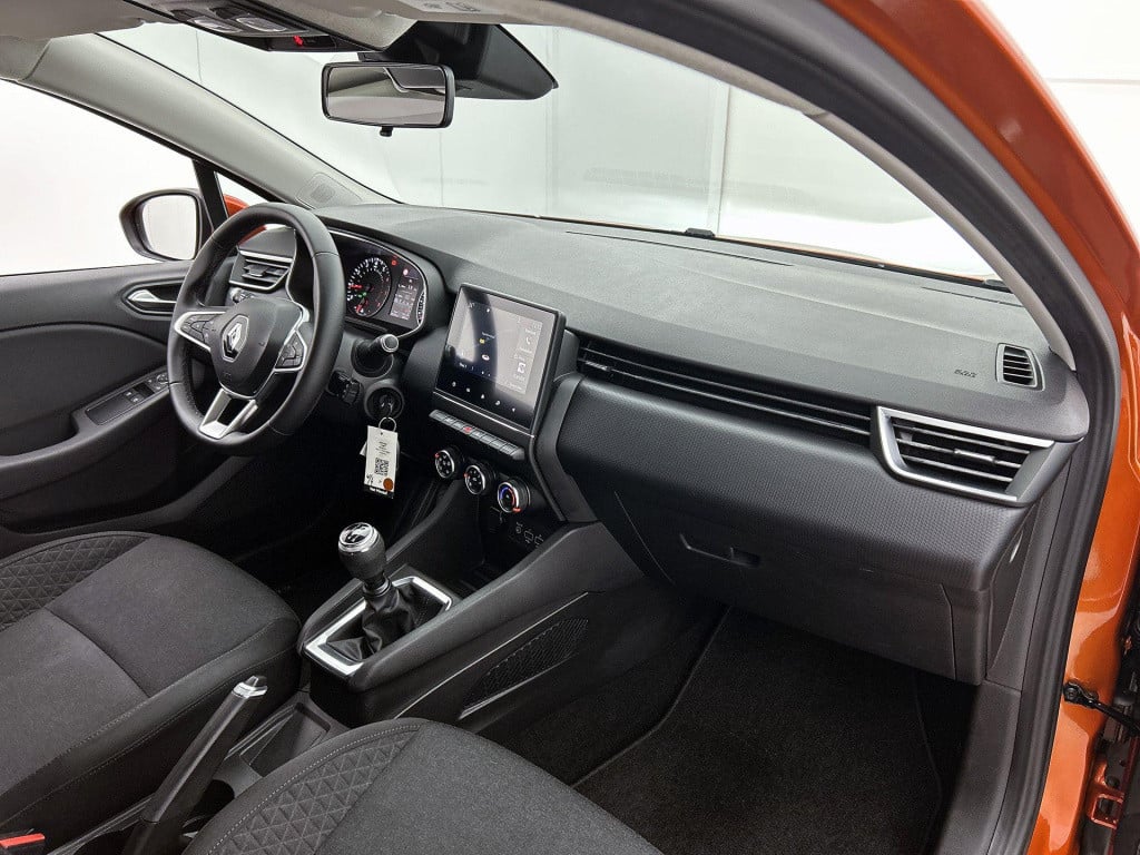 Renault Clio 1.0 tce zen | parkeer sensoren | cruise control | navigatie | 
