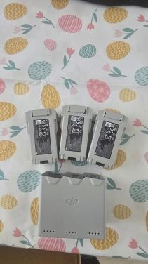 ZELDZAAM: 3x DJI Mini 4 Pro PLUS Accu (3850 mAh) + Hub – 45 min vliegtijd!