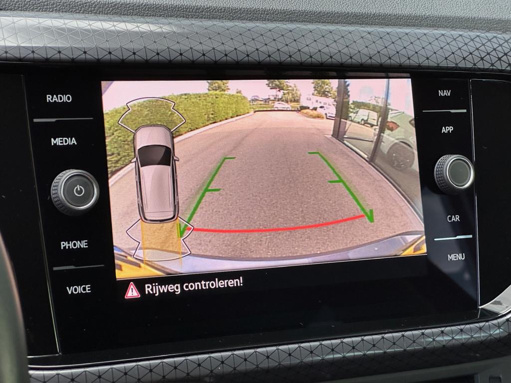 Volkswagen T-cross 1.0 tsi 111pk dsg style | camera | adapt. cruise | carpl