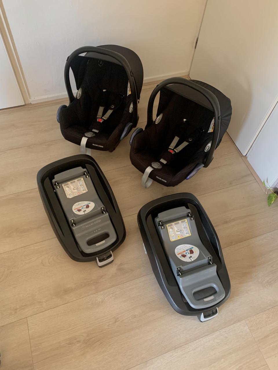 MaxiCosi Cabriofix autostoeltjes met isofix (2x)