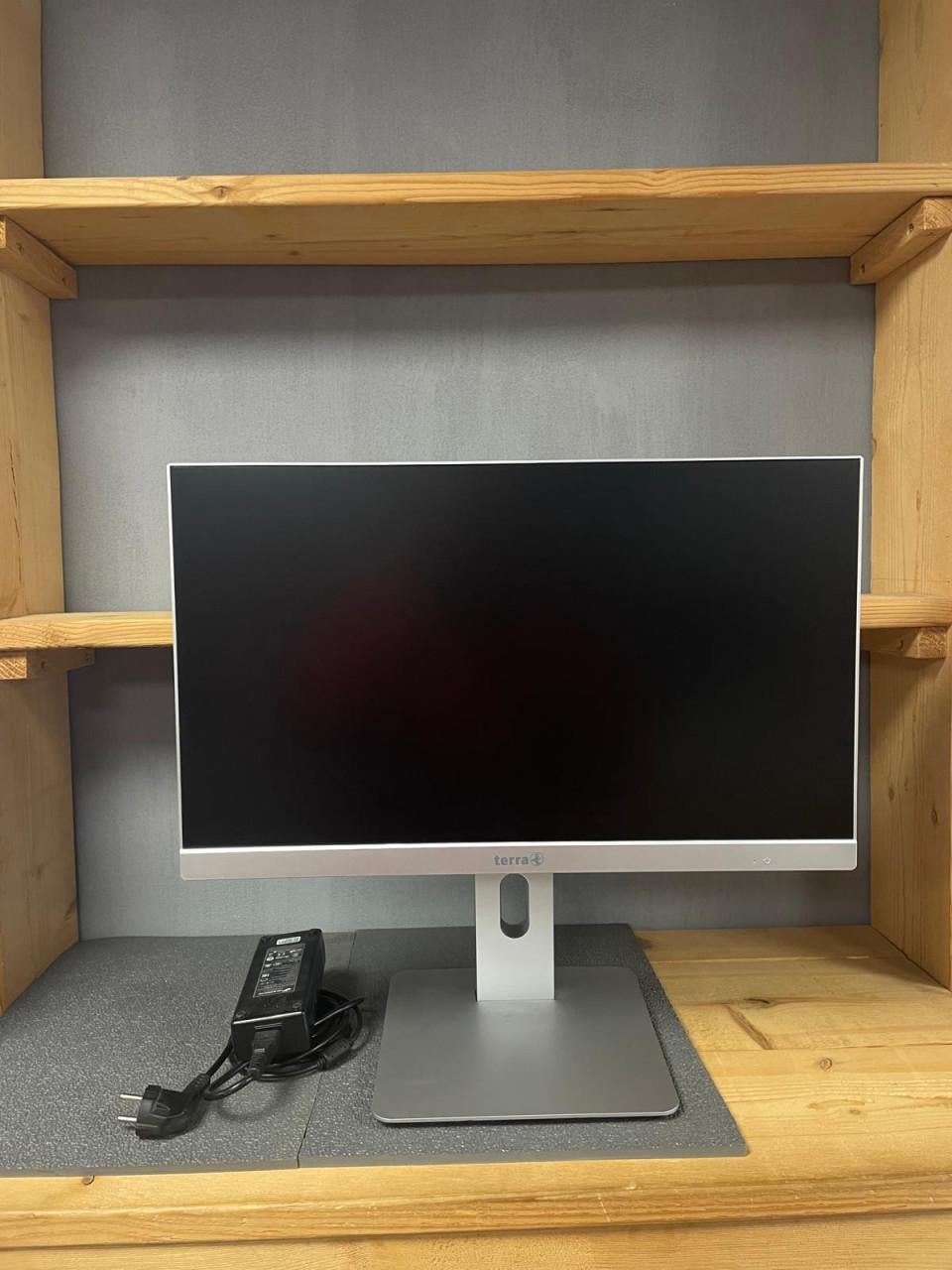 Terra 24 inch All-in-One