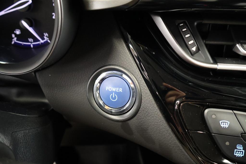 Toyota C-hr 2.0 hybrid dynamic