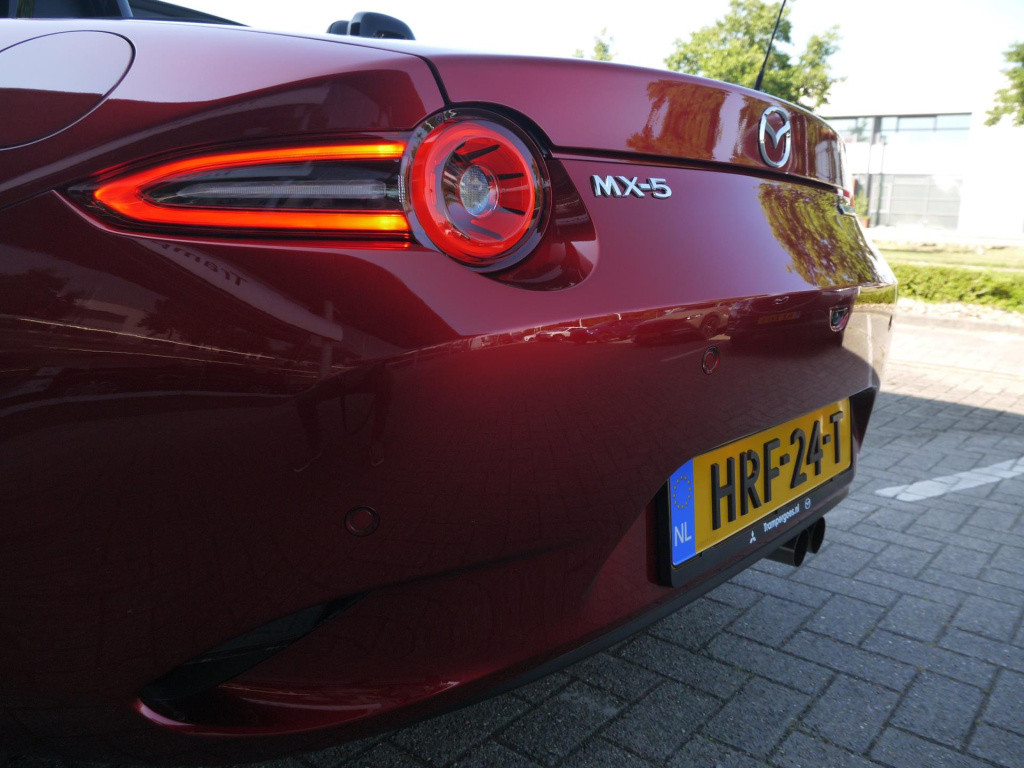 Mazda Mx-5 1.5 skyactiv-g 132 exclusive-line