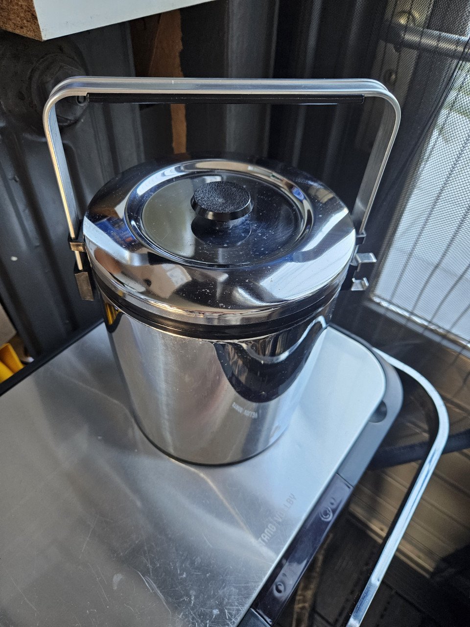 Mooie vintage jaren 70 Alessi ijsemmer van RVS...