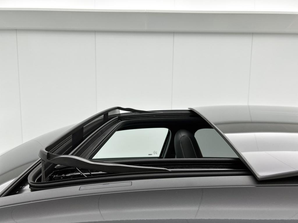 Mercedes-Benz A-Klasse 250 e business solution amg | amg line plus pakket |