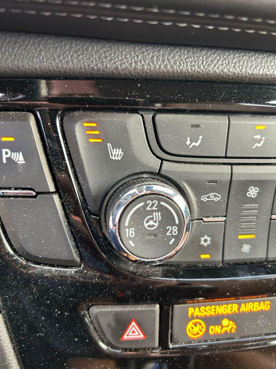 Opel Mokka 1.4 turbo innovation | trekhaak | automaat | lederen bekleding |