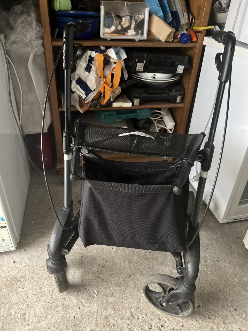 TOPRO Troja Original Rollator lichtgewicht met tas nieuwprijs €299,-