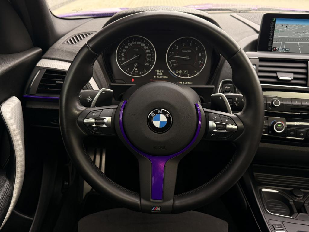 BMW 1 Serie m135i m-performance | schuifdak| navi | cruise | performance ui