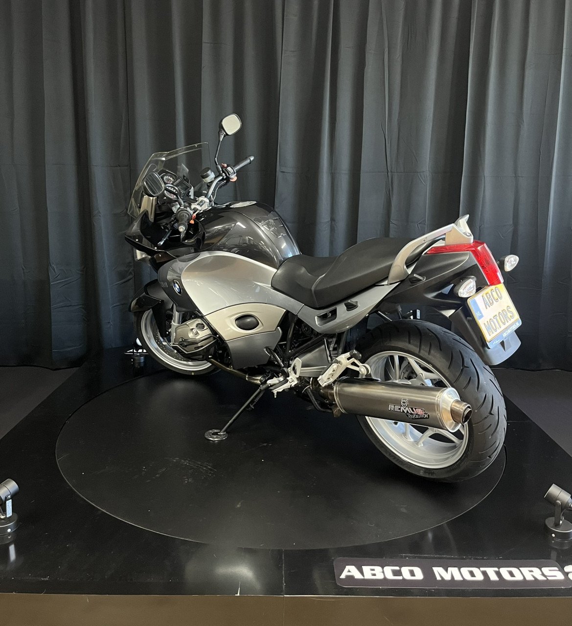 BMW R1200ST