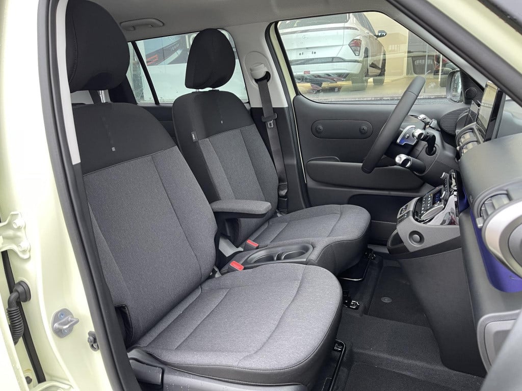 Hyundai Inster evolve 49 kwh winter + technology pack direct beschikbaar!
