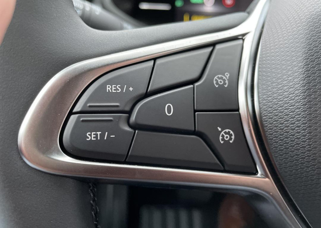 Renault Clio 1.6 e-tech full hybrid 145 evolution - pack navigation